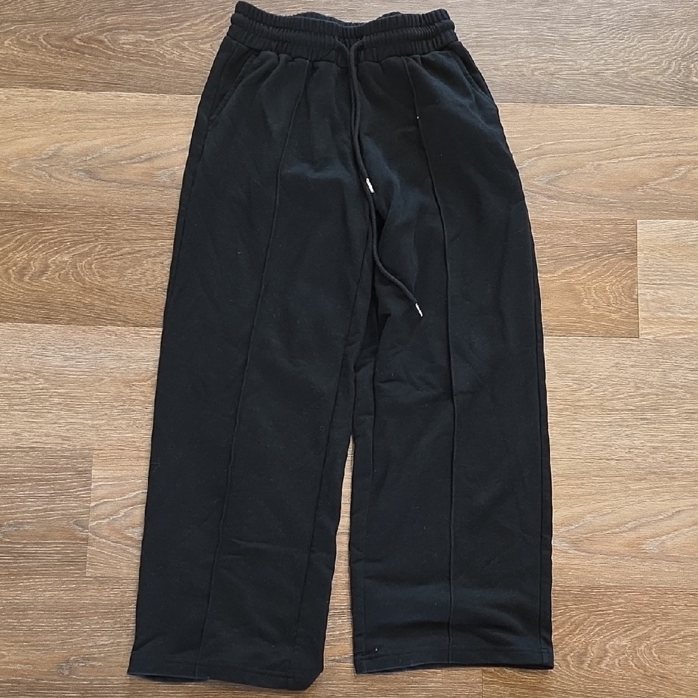 Black Sweatpants